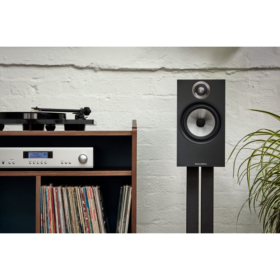 Bowers & Wilkins 606 S2 AE Zwart hifi luidspreker | Electro World Offermans