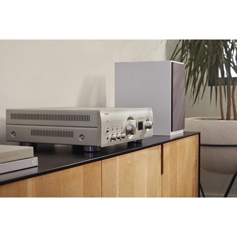 Denon PMA-1700NE Zilver hifi versterker | Electro World Offermans