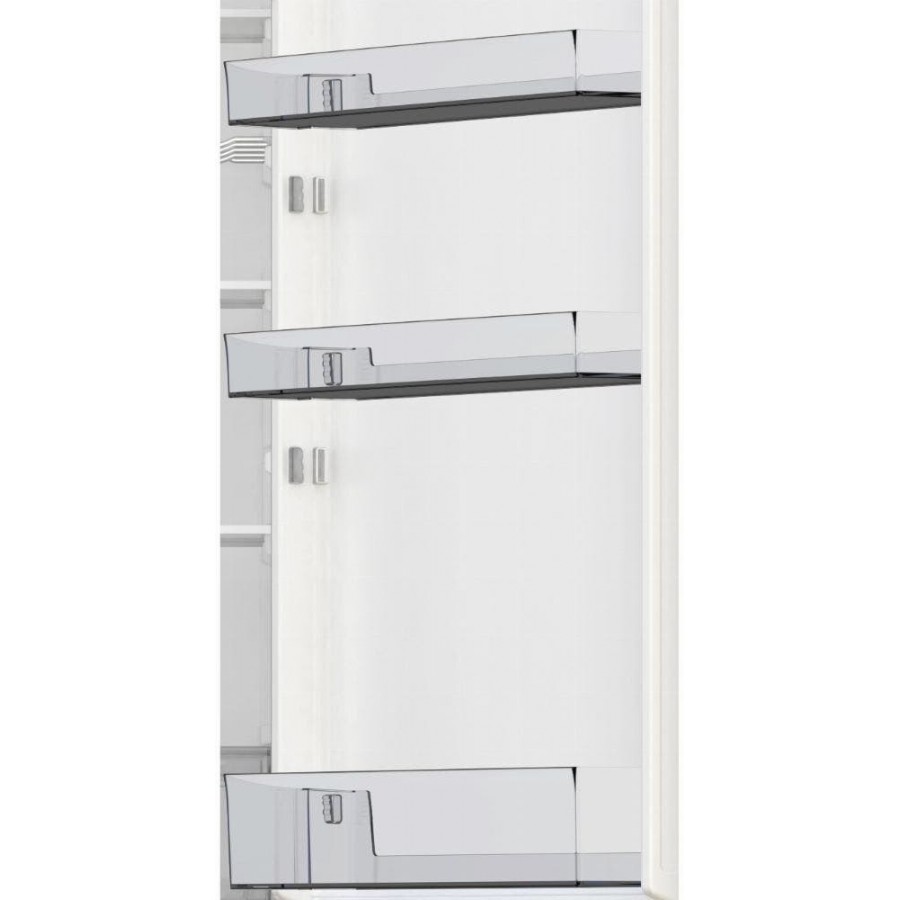 Hisense RB440N4ACA vrijstaande koel-vriescombinatie