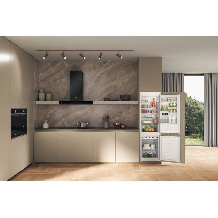Whirlpool WHC18D051A1 inbouw koel-vriescombinatie