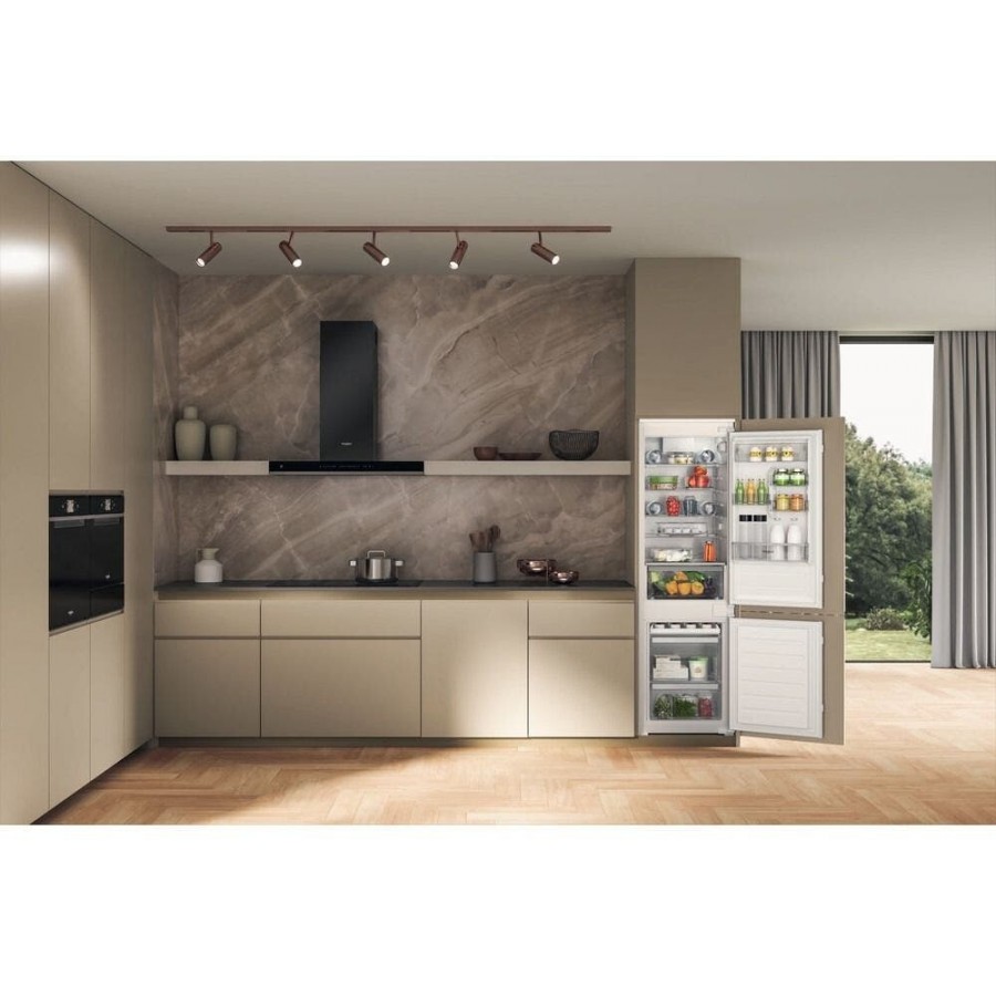 Whirlpool WHC18D011C1 SF inbouw koel-vriescombinatie