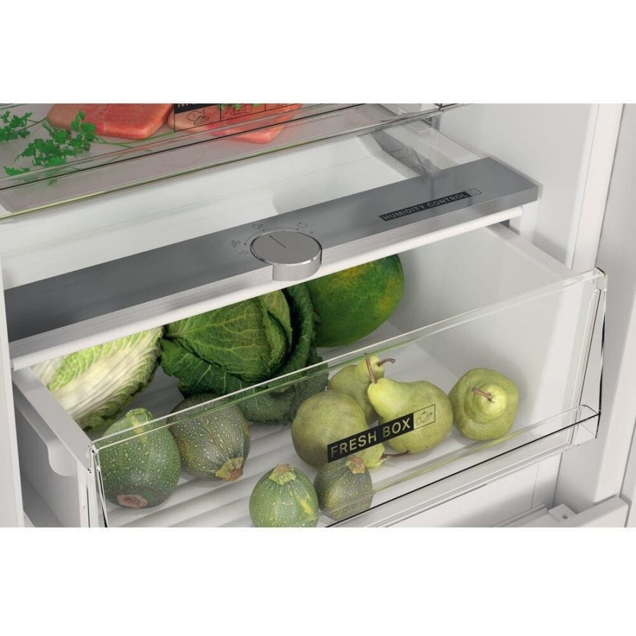 Whirlpool WHC18 T323 inbouw koel-vriescombinatie