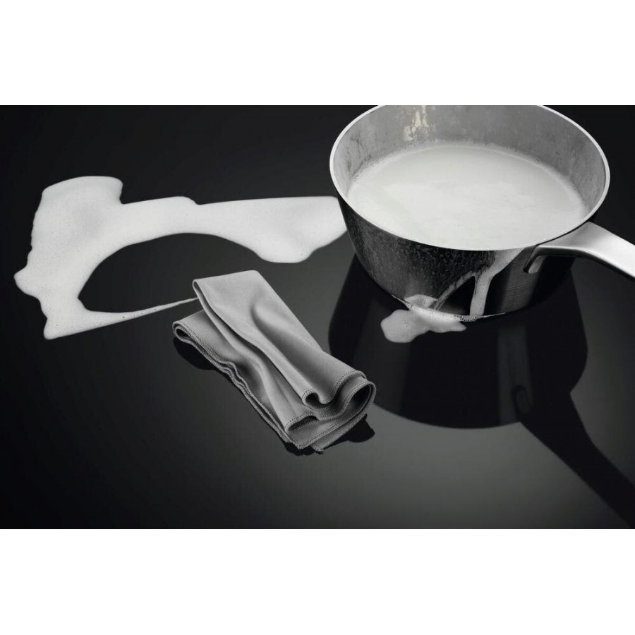 AEG TT64CB00CB inductie kookplaat met afzuiging